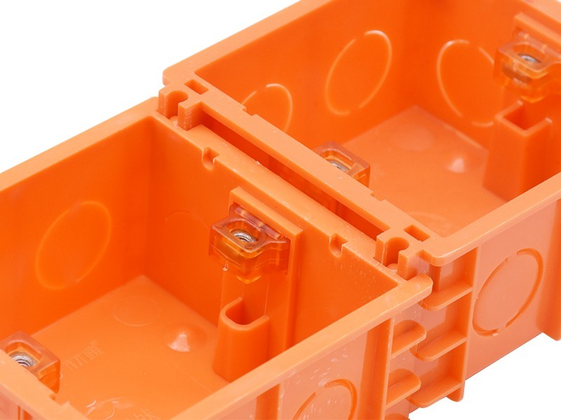 86自扣無縫底盒 86自扣無縫底盒