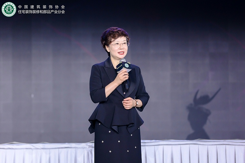 中國建筑裝飾協會住宅裝飾裝修和部品產業分會秘書長胡亞南
