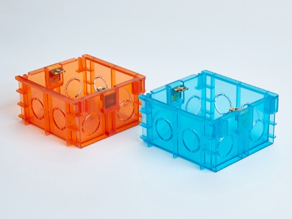 PVC紅藍透明86無縫式接線底盒